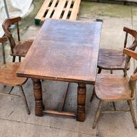 Tavolo antico con 4 sedie allungabile