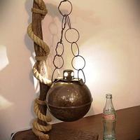 Lampada soprammobile artigianale in legno e Juta