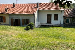 CASA SEMINDIPENDENTE A VARISELLA