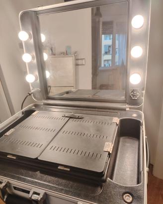 Postazione trucco Cantoni con gambe telescopiche