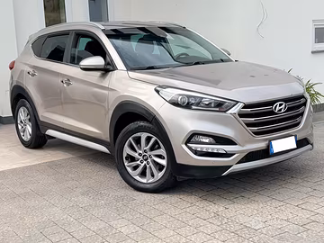 Hyundai Tucson 1.7 CRDi 115 cv super accessoriata