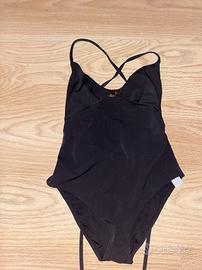 Costume da bagno nero taglia M