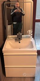 Mobile bagno con specchio led e miscelatore