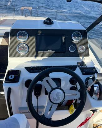 Beneteau Flyer 9 con coppia di Mercury 250 V8 2021