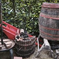 botte e torchio per vino anni 70