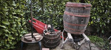 botte e torchio per vino anni 70