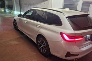 BMW 320 TOURING XDRIVE