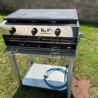 Barbecue a gas in acciaio inox