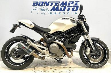 Ducati Monster 696 PLUS