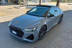 Audi RS 7 SPB quattro tip tronic 