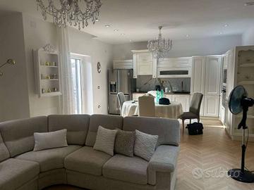 Appartamento di 80 m² con 3 locali e posto auto a 