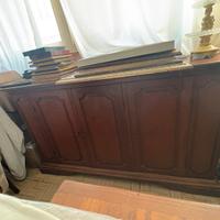 Credenza alta