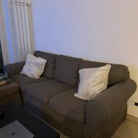 Divano ikea 3 posti + pouf contenitore