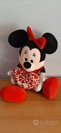 peluche disney minnie