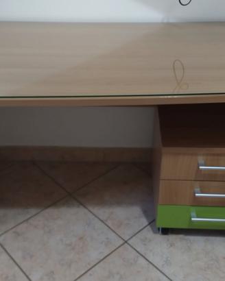 Scrivania con Top in Vetro + Cassettiera su ruote