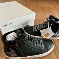 Scarpe alte sneakers