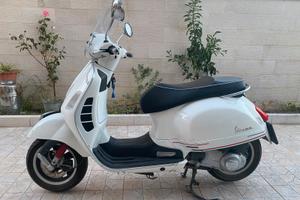 Vespa GTS 300