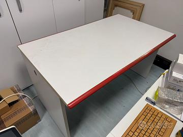 Scrivania da ufficio 140x85