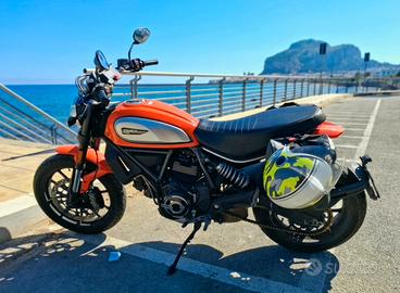 DUCATI SCAMBLER 800 cc