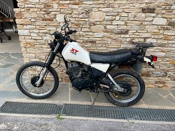 Yamaha xt 400
