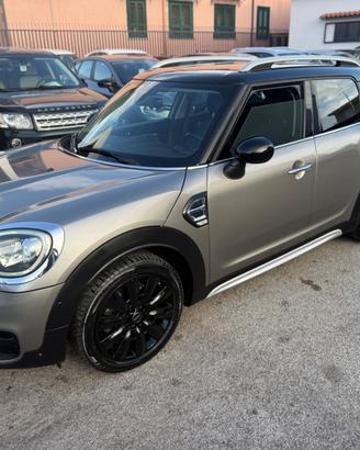 Mini Cooper D Countryman 2.0 Hype Automatica