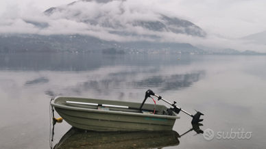 Barca tender 220 con motore
