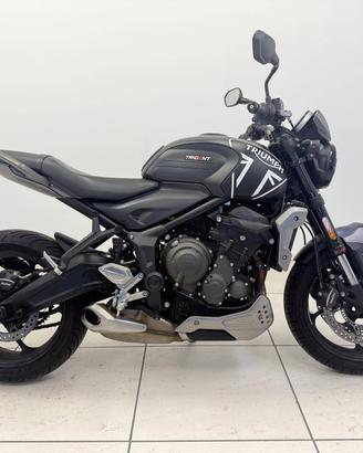 TRIUMPH Trident 660