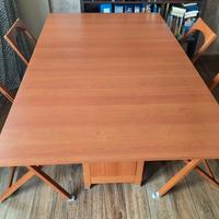 tavolo Calligaris + 4 sedie pieghevoli 