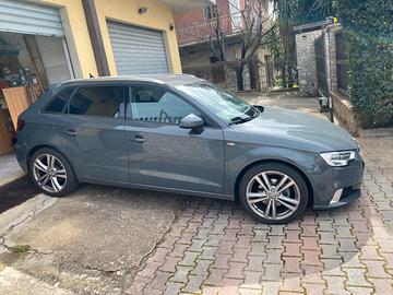 Audi A3 1.6 tdi S-Tronic Business