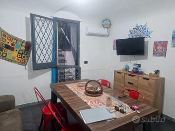 Grazioso 3 vani con terrazzino zona Montalbo