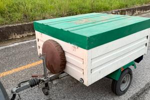 Carrello appendice con documenti