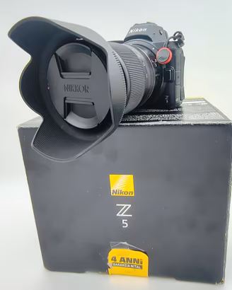 Nikon Z5 + Z 24-70mm f/4 S (Scatti 7.534) USATO