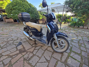 Aprilia Scarabeo 200 ie