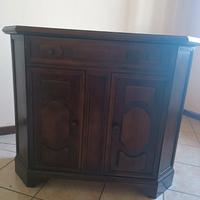 mobiletto in legno