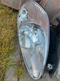 Fari Anteriori Fiat Punto 2009