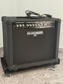 Amplificatore Behringer VT30FX  50watts