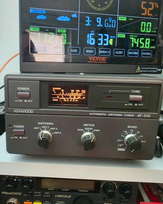 Kenwood AT-250 (HF)