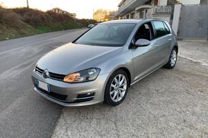 Volkswagen Golf 1.6 TDI 105 cv 5p. Highline BlueMo