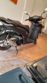 Scooter Honda SH 350
