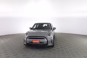MINI Mini 5 Porte 1.5 Cooper Essential 5 porte