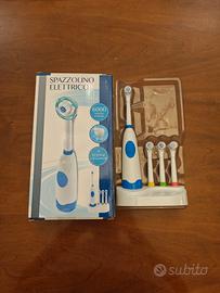 Spazzolino Elettrico Nuovo a Batterie + 4 Testine