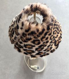 Abat-jour con paralume in peluche leopardato
