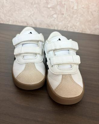 Scarpe Adidas per bambini