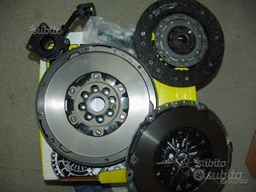 Kit frizione e volano ford focus 2.0 tdci 5666003