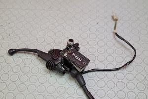 POMPA ANTERIORE YAMAHA XT 600 1986 1985 XT600 1984