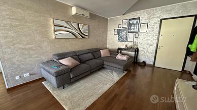 Divano Poltrone & Sofa con 2 rivestimenti e relax