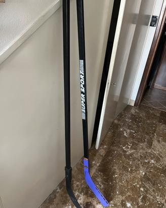 mazze da hockey su prato