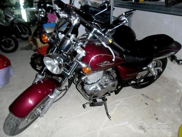 Ricambi usati suzuki gz marauder 250 - 2000