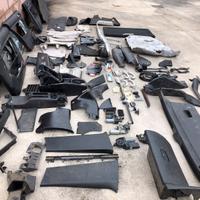 RICAMBI GOLF MK4 (4a serie) interno completo