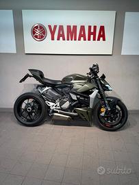 Ducati Streetfighter V2